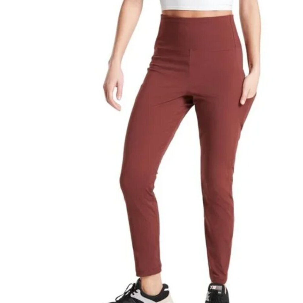 Athleta Trekkie Hybrid‎ Crop Tight Cognac Brown size 2